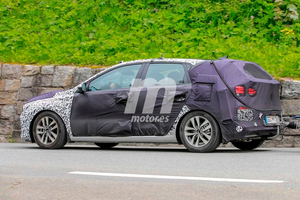 hyundai-i30-201628396_10.jpg