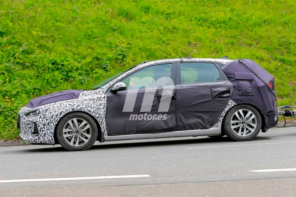 hyundai-i30-201628396_9.jpg