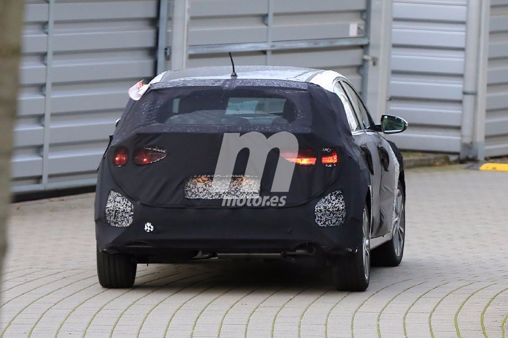 kia-ceed-201632055_15.jpg