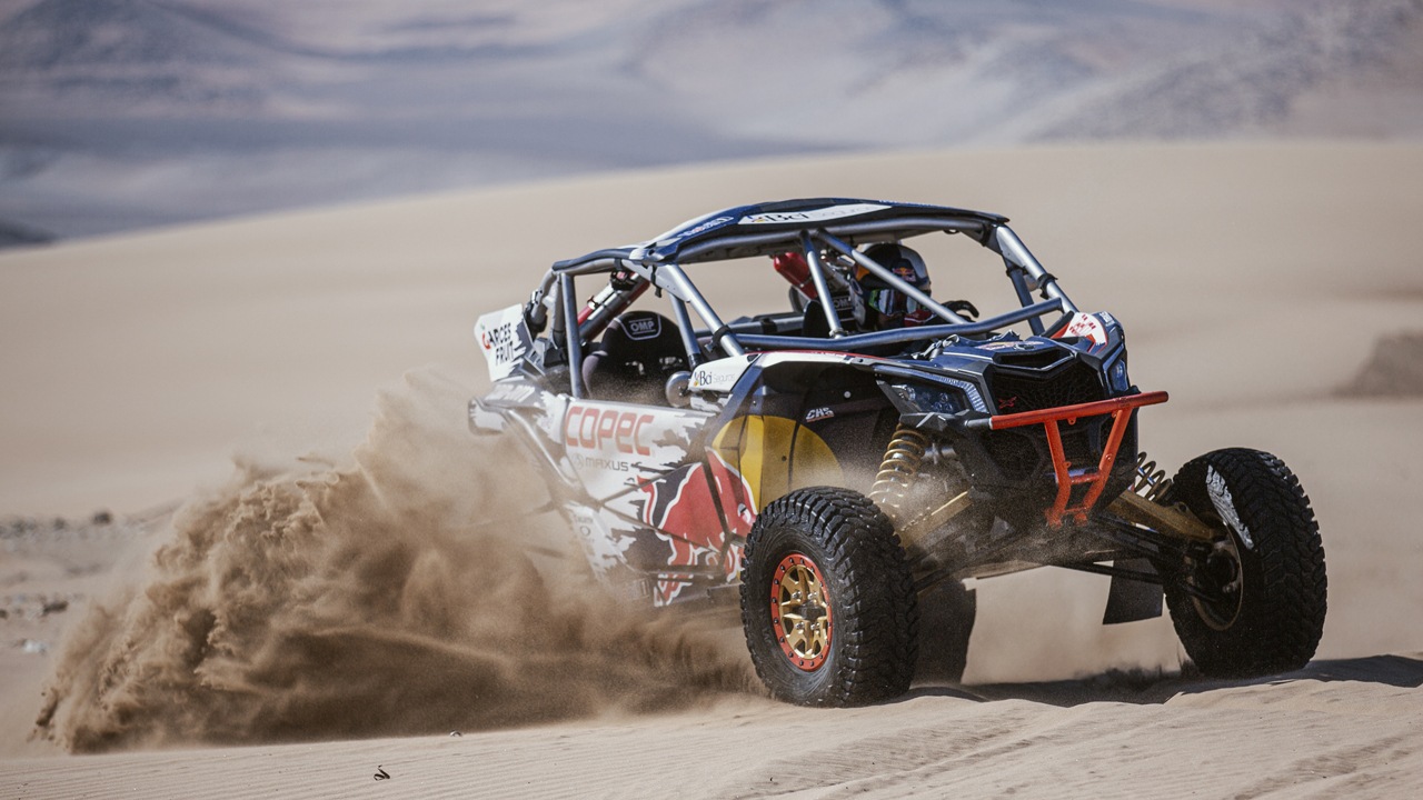 Peterhansel logra su decimocuarto Dakar, Sainz gana la última etapa