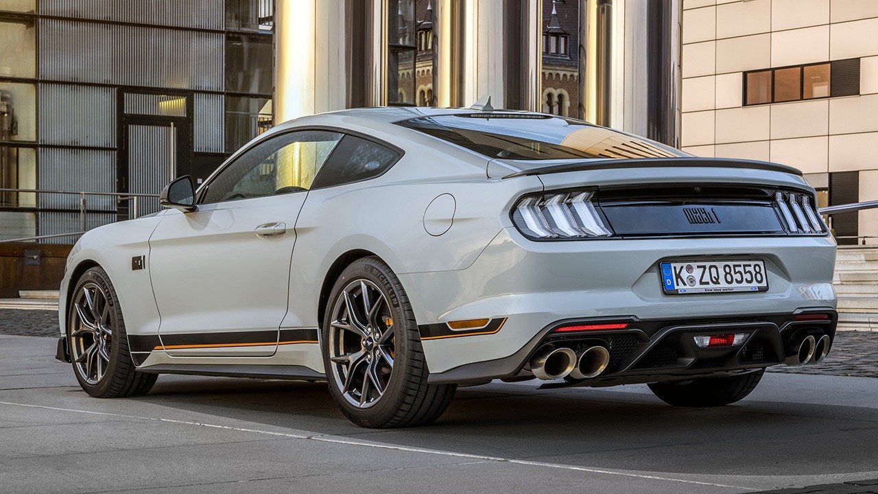 Ford Mustang - posterior