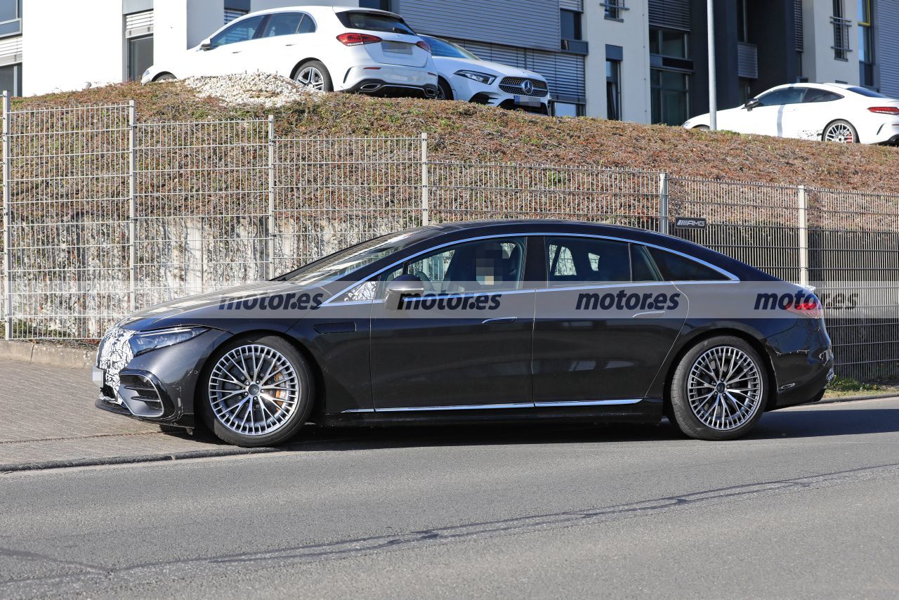 Foto espía Mercedes-AMG EQS 2022 - exterior