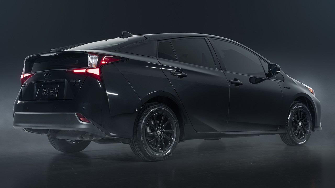 Toyota Prius Nightshade Edition - posterior