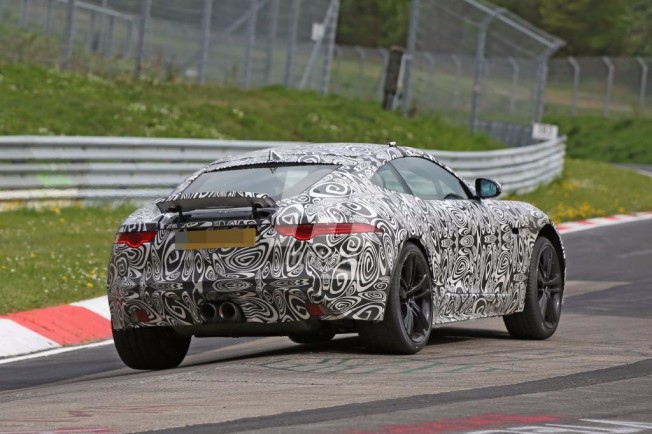 Jaguar F-Type 2017 - foto espía