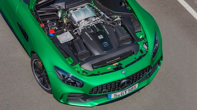 Mercedes-AMG GT R - motor