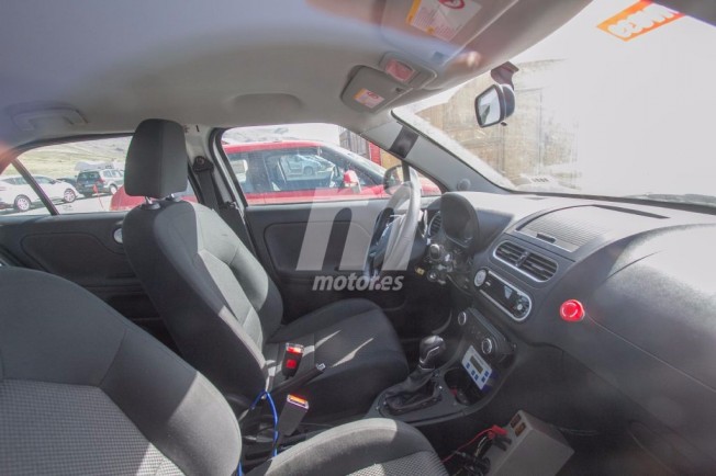 MG ZS - foto espía interior