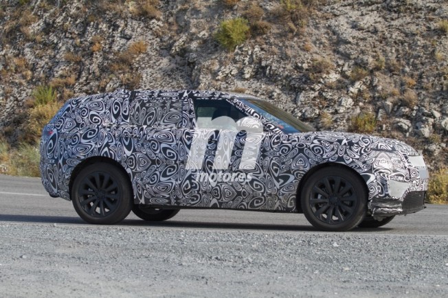 Range Rover Sport Coupé 2018 - foto espía lateral