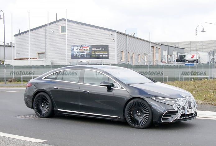 Foto espía Mercedes-AMG EQS 2022 - exterior