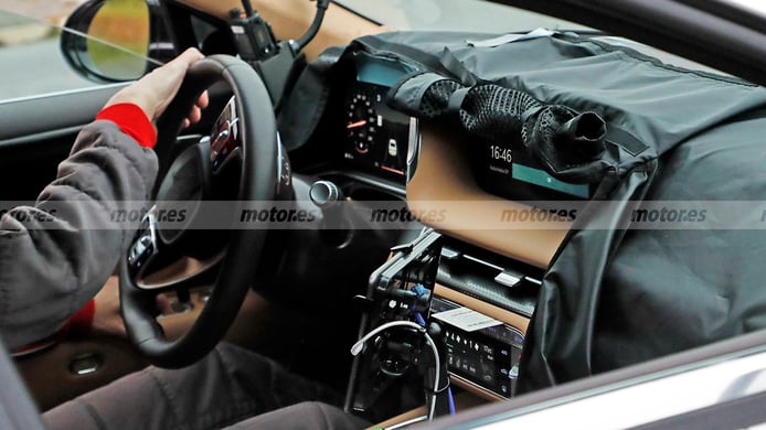 Genesis G90 2022 - foto espía interior