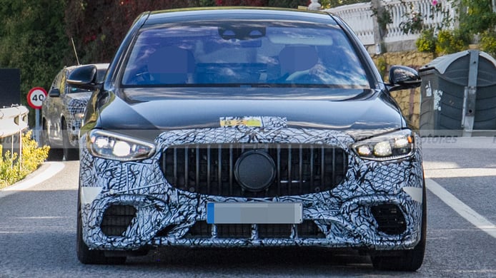 Mercedes-AMG S 63 e 2022 - foto espía frontal
