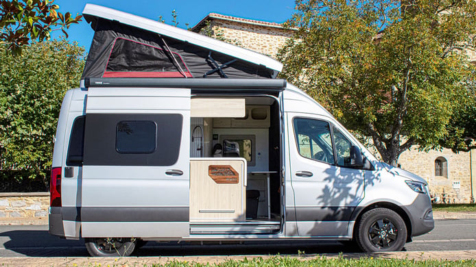 Mercedes at the 2021 International Caravan Show