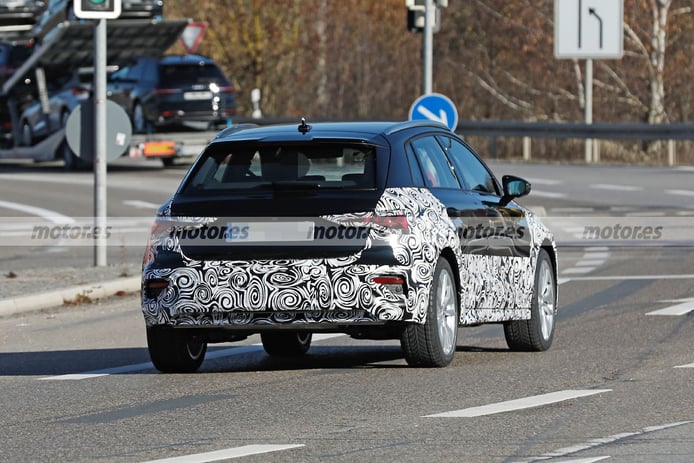 Spy photo Audi A3 Cityhopper 2023 - exterior