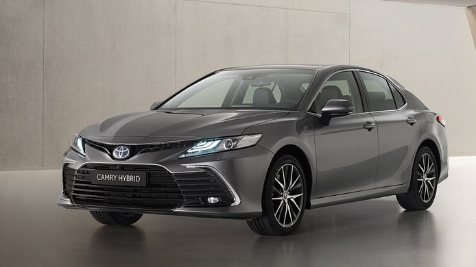 Toyota Camry 2021