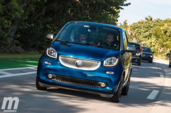 Prueba Smart Fortwo Electric Drive, el juguete a pilas ideal para la ...