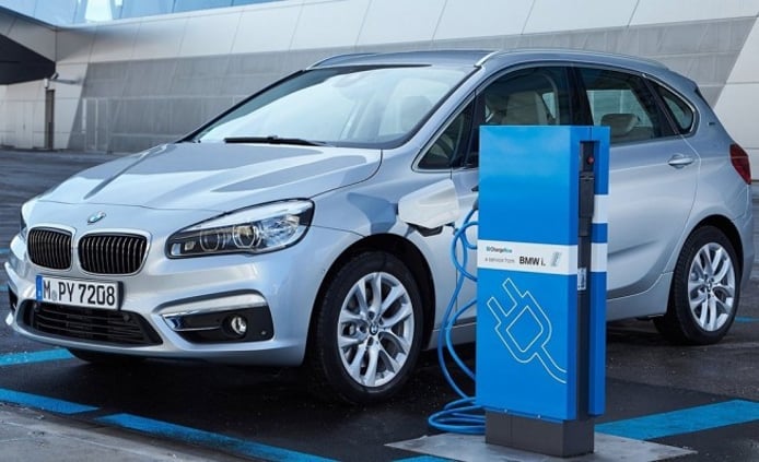 BMW 225XE Активный Турер BMW 225XE Активный Турер
