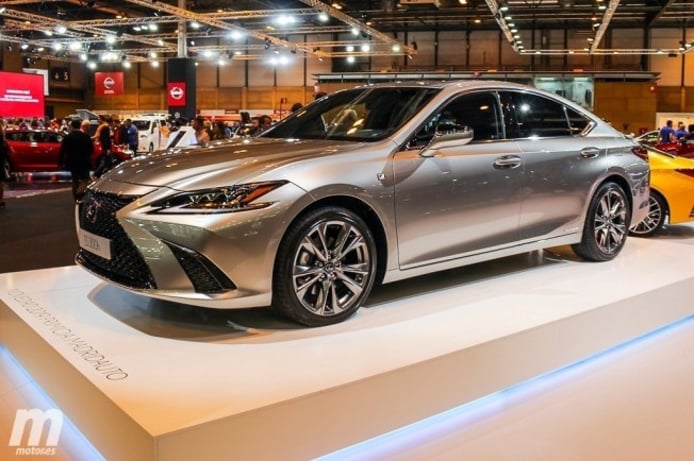 Lexus ES 300h Lexus ES 300h