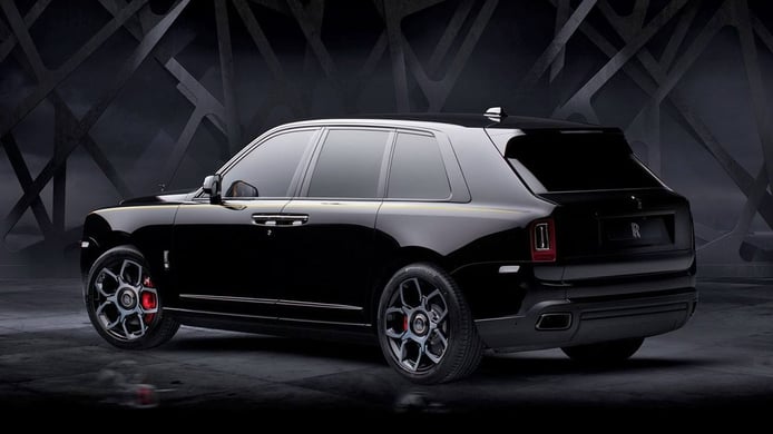 Foto Rolls-Royce Cullinan Black Badge - exterior