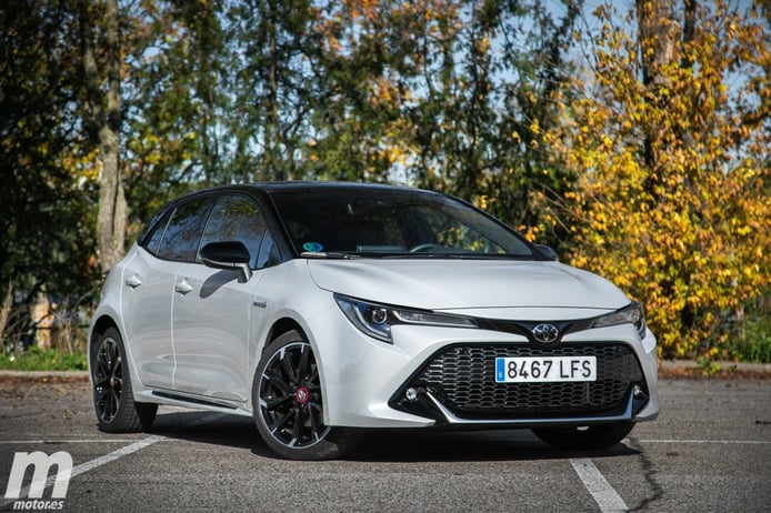 Foto Toyota Corolla GR-Sport - exterior