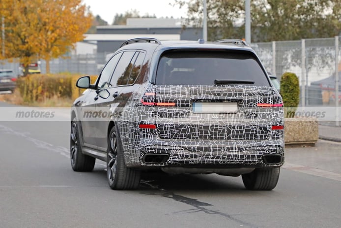 Foto espía BMW X7 Facelift 2023 - exterior