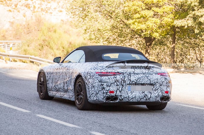 Spy photo Mercedes SL 53 e 4MATIC 2023 - exterior