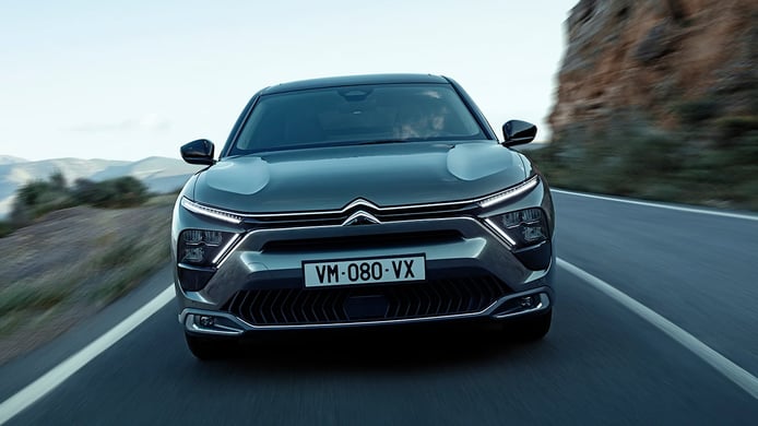 Citroën C5 X - frontal