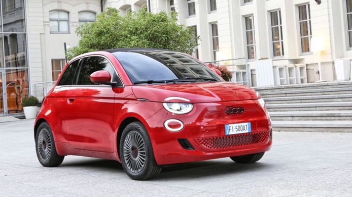 precio-fiat-500e-red-202181616-1633254878_1.jpg