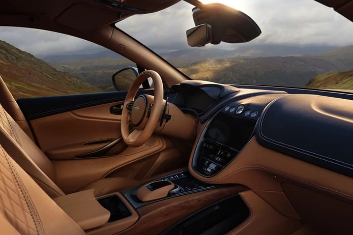 Photo Aston Martin DBX Straight Six - interior