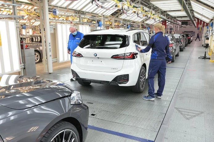 Foto BMW Serie 2 Active Tourer 2022 - exterior