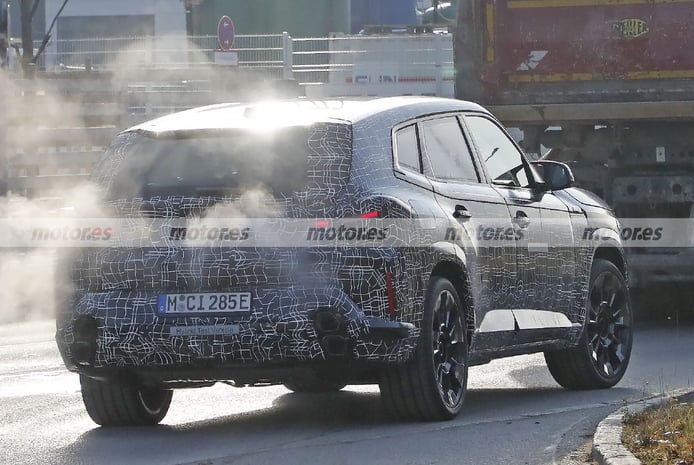 Foto espía BMW X8 2023 - exterior