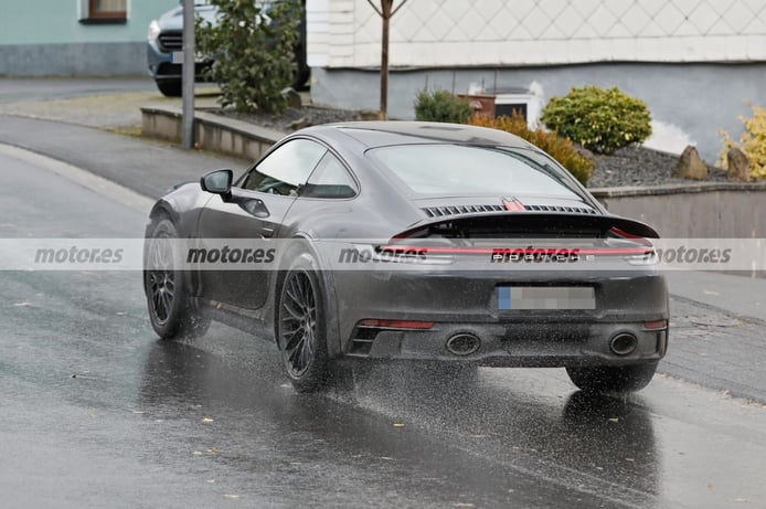 Foto espía Porsche 911 Safari 2023 - exterior
