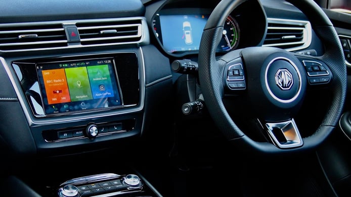 MG5 EV - interior