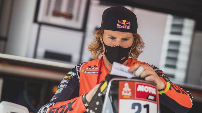 Brabec y Giroud lideran el prólogo del Dakar en motos y quads