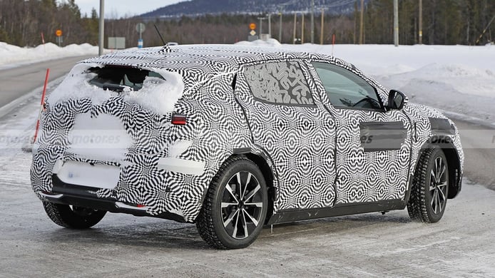Renault Mégane E-Tech Electric - foto espía posterior