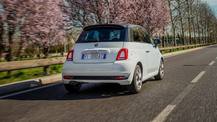 FIAT 500 Hey Google - posterior