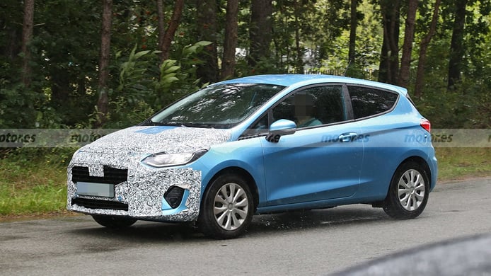 Ford Fiesta 2022 - spy photo