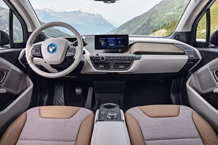 BMW i3 2018 - интерьер BMW i3 2018 - интерьер
