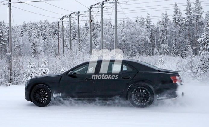 Bentley Flying Spur 2019 - foto espía lateral Bentley Flying Spur 2019 - foto espía lateral