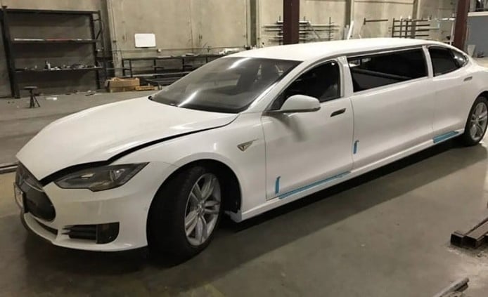 Tesla Model S Limusina Tesla Model S Limusina