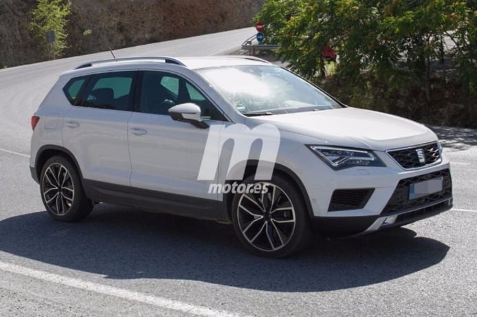 SEAT Ateca Cupra - foto espía SEAT Ateca Cupra - foto espía