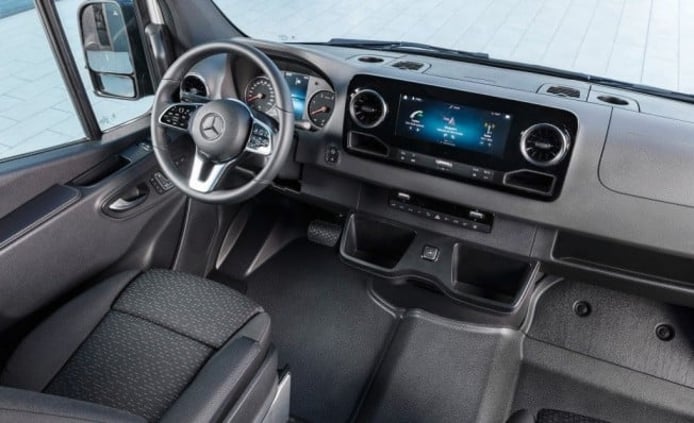 Mercedes Sprinter 2018 - interior Mercedes Sprinter 2018 - interior