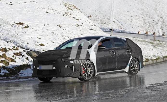Kia Proceed Shooting Brake GT - foto espía posterior Kia Proceed Shooting Brake GT - foto espía posterior