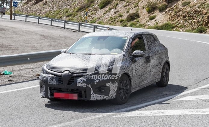 Renault Clio 2019 - foto espía Renault Clio 2019 - foto espía
