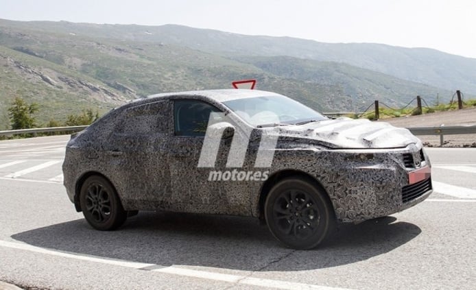Renault SUV Coupé - foto espía Renault SUV Coupé - foto espía