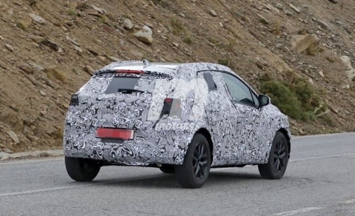 Renault Captur 2020 - foto espía posterior Renault Captur 2020 - foto espía posterior