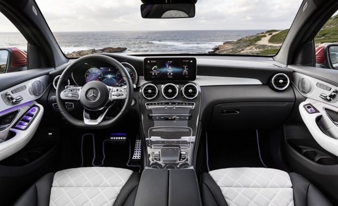Mercedes GLC Coupé 2019 - interior Mercedes GLC Coupé 2019 - interior