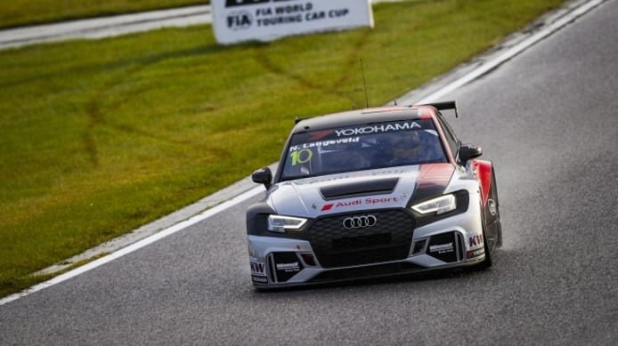 Esteban Guerrieri gana en Suzuka y recupera el liderato del WTCR