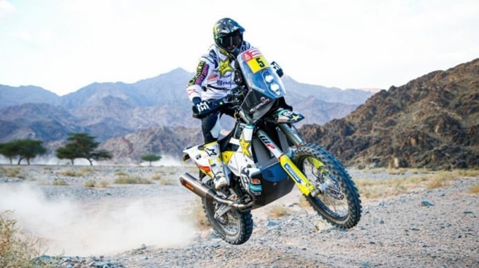 KTM gana la quinta etapa con Toby Price, pero pierde a Sunderland