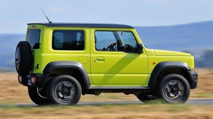 Suzuki Jimny - lateral