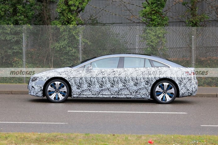 Foto espía Mercedes EQS 2022 - Exterior