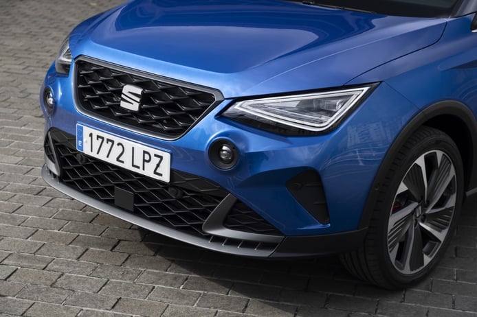 Test SEAT Arona 2021, the path marked (with video)